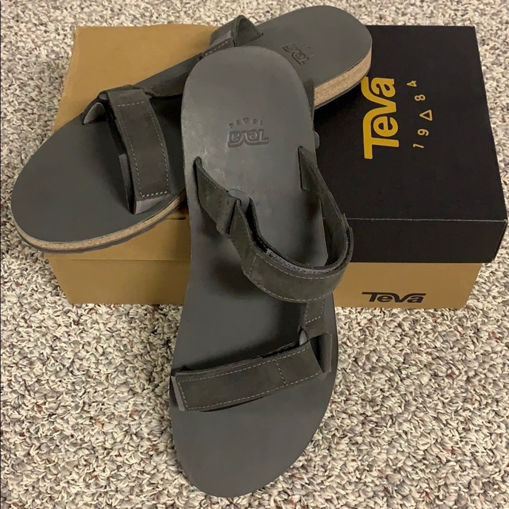 Teva Sandals New size 14 M